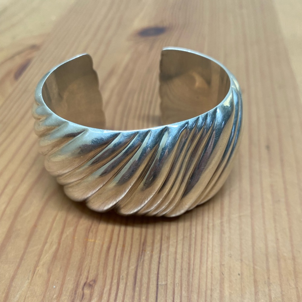 COPY - TIFFANY & CO STERLING SILVER SWIRL CUFF BRACELET